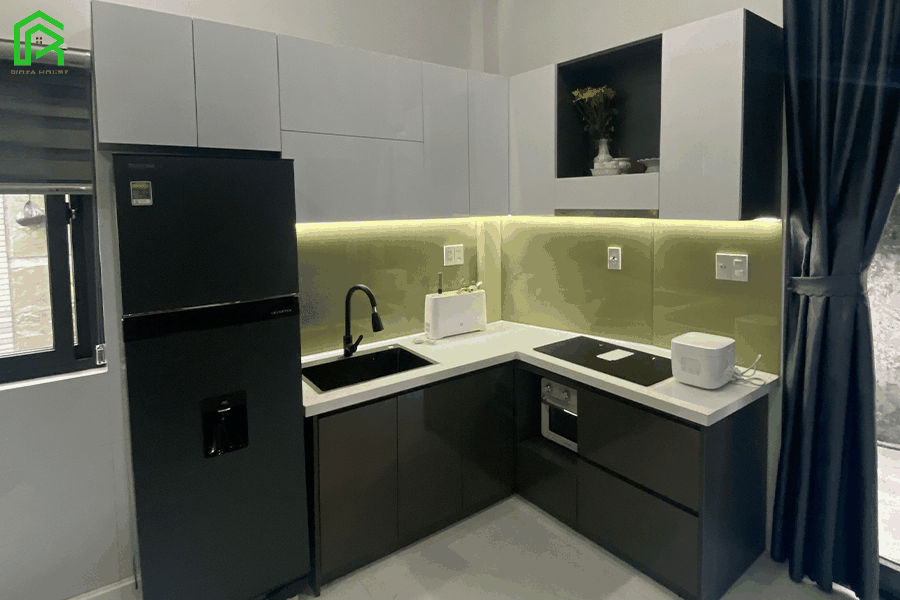 THI CÔNG TỦ BẾP ACRYLIC ĐÀ NẴNG – NGUYỄN HUY TƯỞNG – LIÊN CHIỂU