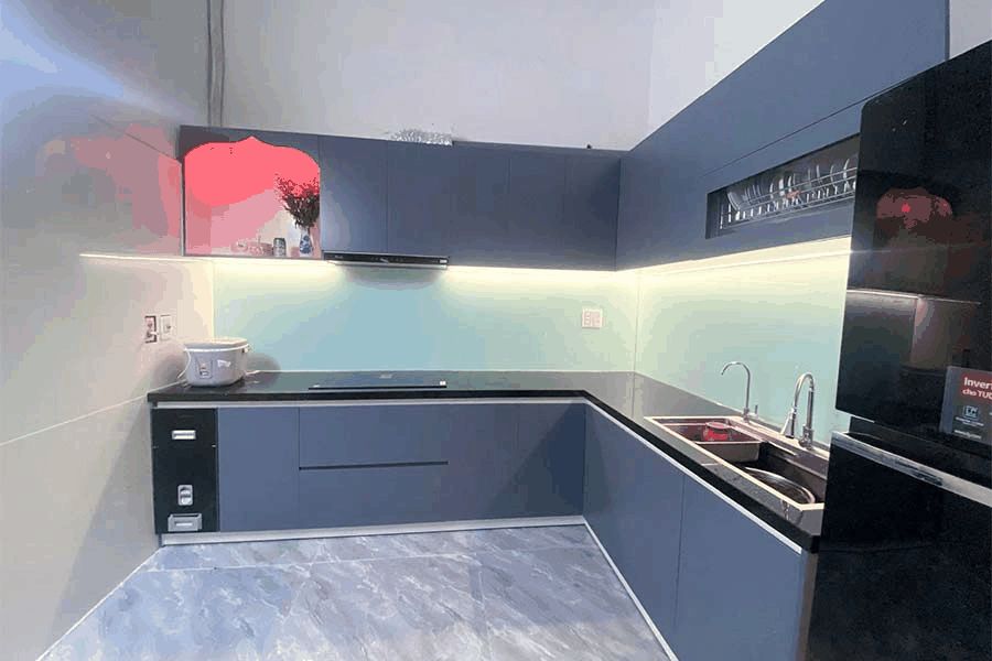 THIẾT KẾ THI CÔNG TỦ BẾP GỖ MDF ĐÀ NẴNG – A.HÙNG – Q.LIÊN CHIỂU
